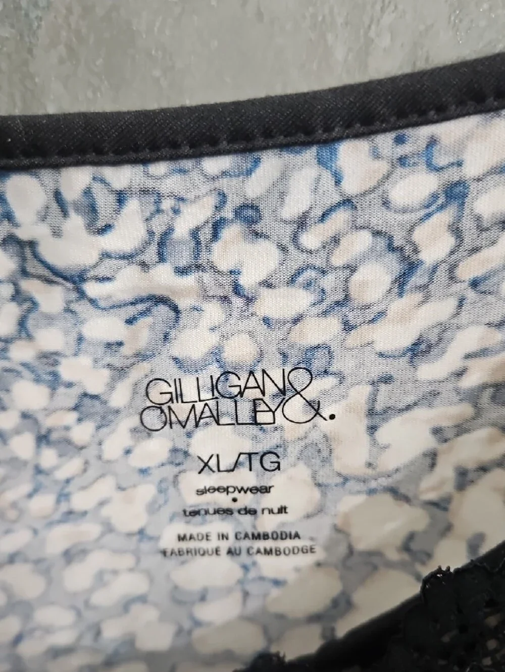 Gilligan & O'Malley Black, Blue and White Printed Romper